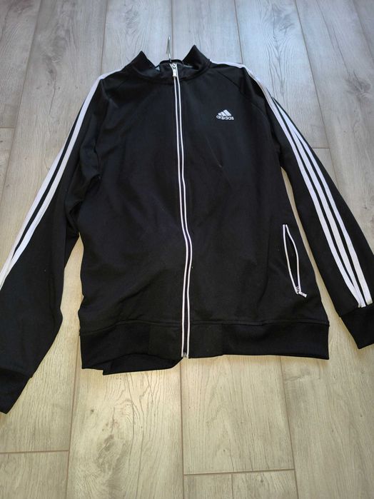 Адидас спортен екип