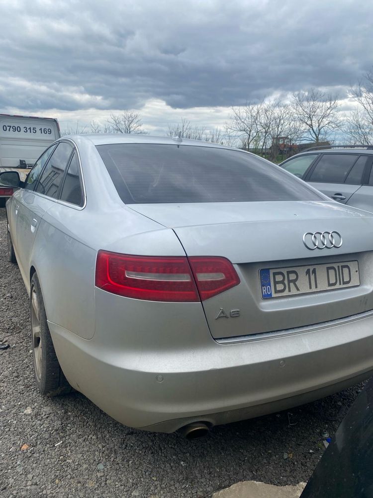 Bara spate tripla stanga dreaota aripa dreapta  haion audi A6 2010