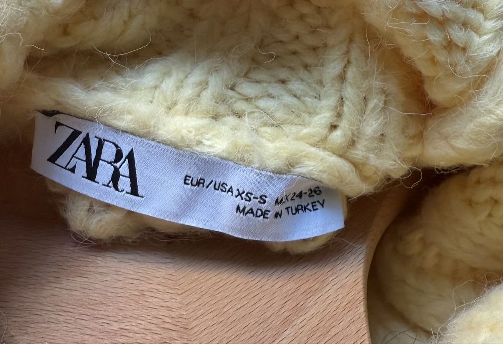 Pulover lung Zara