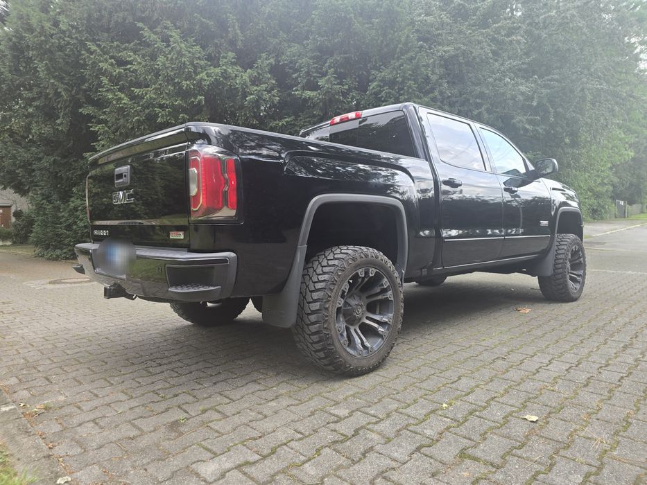 Gmc Sierra 2018 All Terrain 4x4 V8 5.3 litri