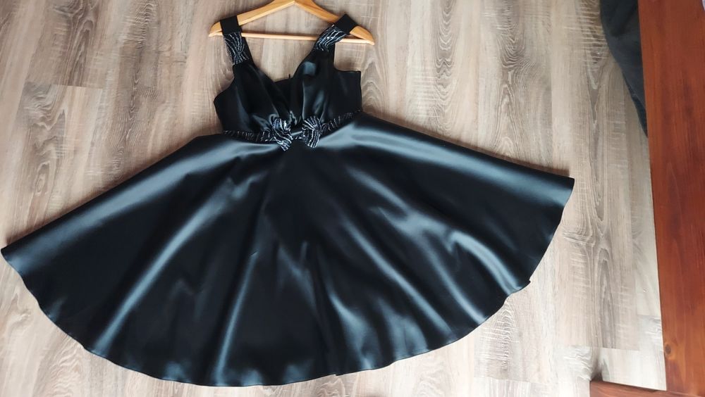 Rochie neagra de ocazie mărimea m