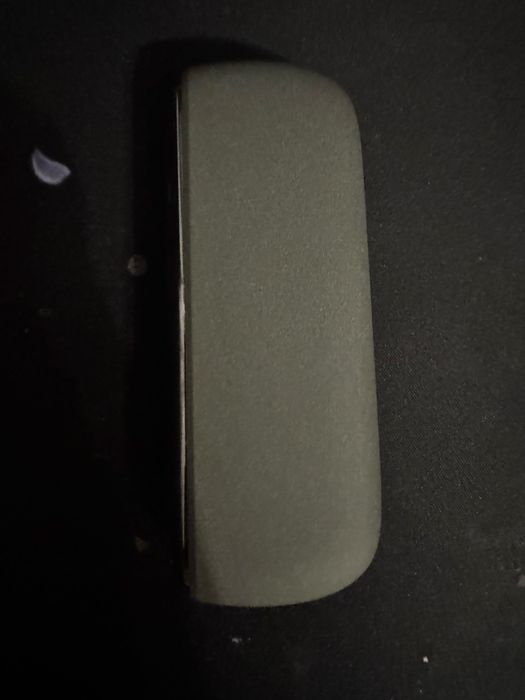 Iqos iluma gri nou