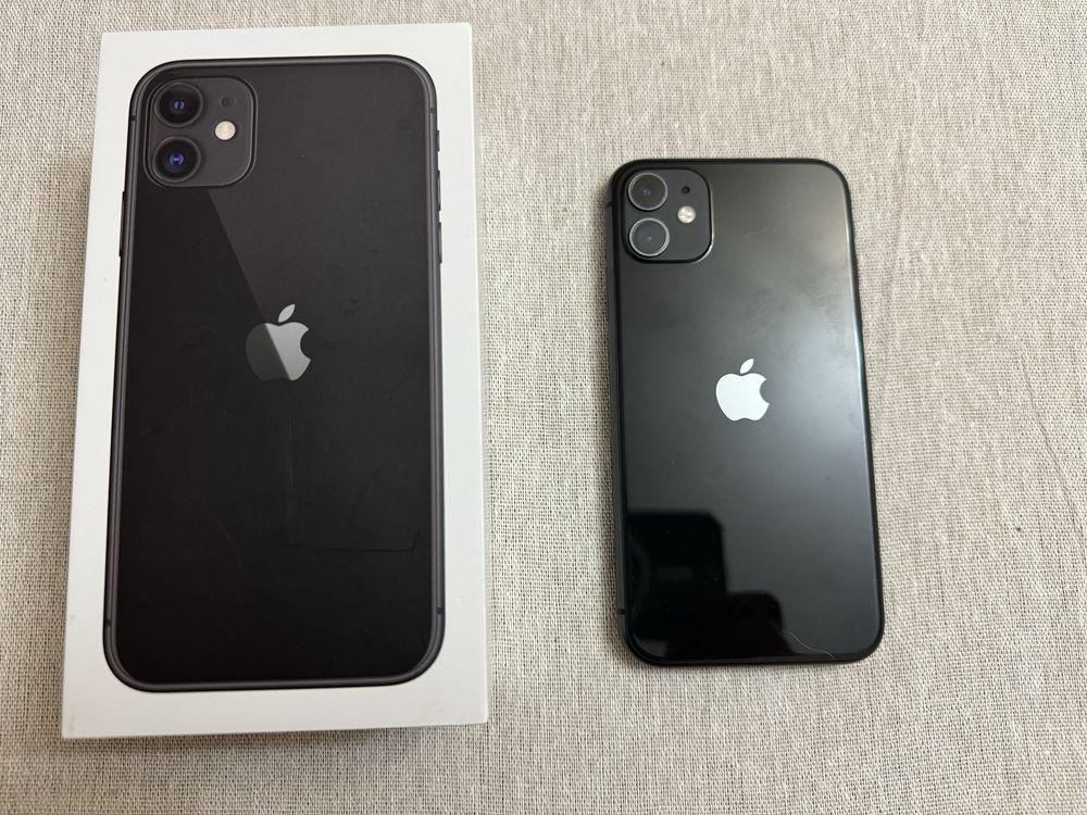 Смартфон Apple iPhone 11, 64 GB, black