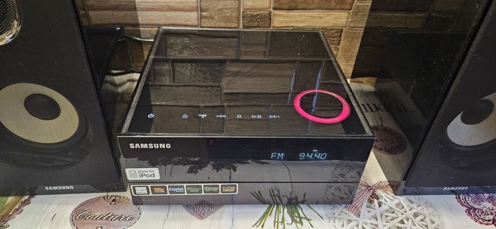 Combina muzicala samsung