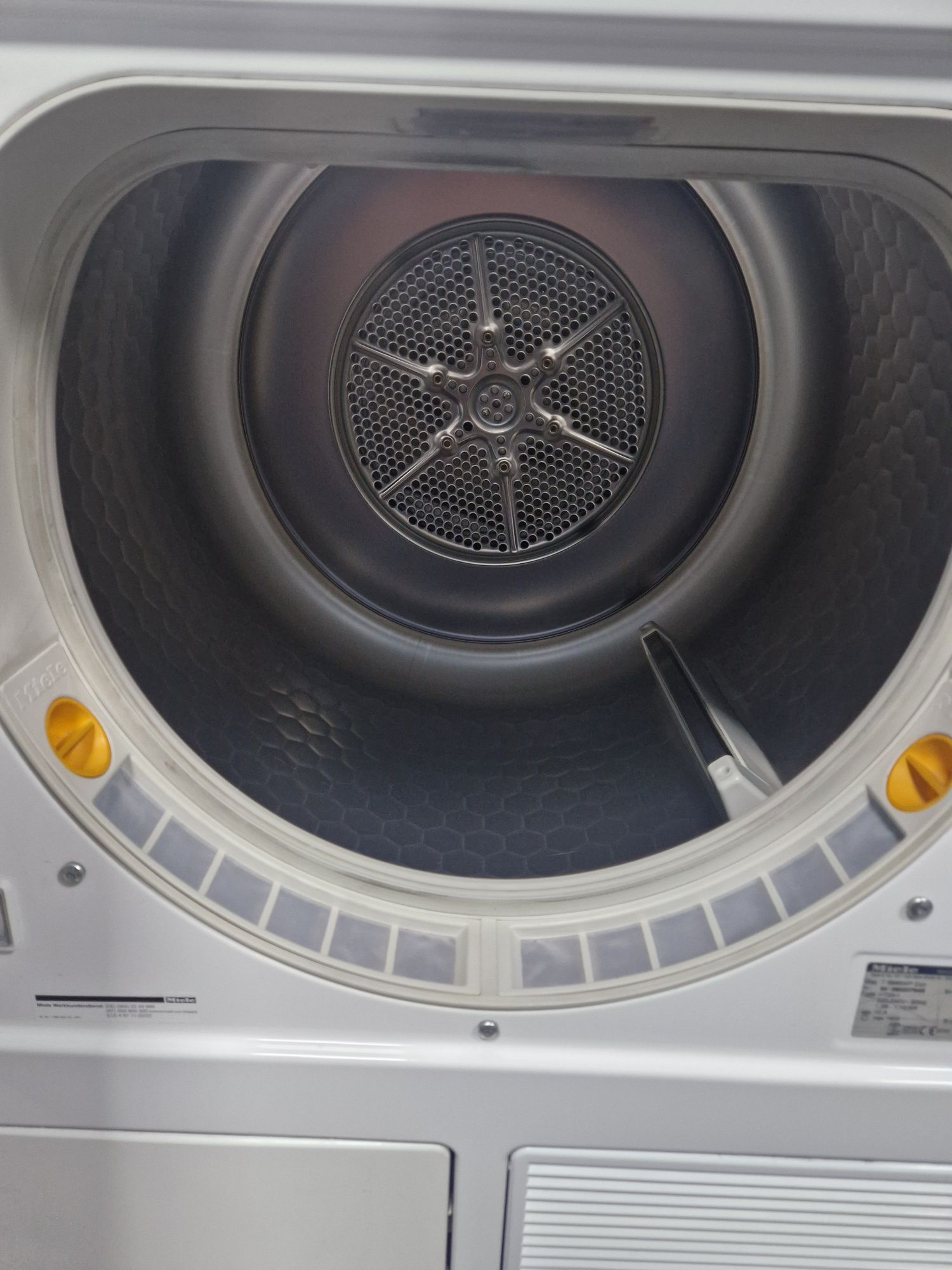 Сушилня Miele T 8966 WP 8 кг Термопомпа