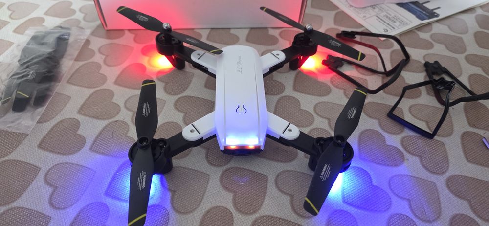 Дрон SG700-D само пробван!