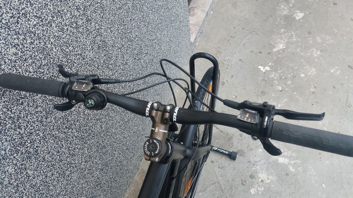 Алуминиев трекинг велосипед KONA 28" ПЕРФЕКТЕН с хидр.дискови спирачки