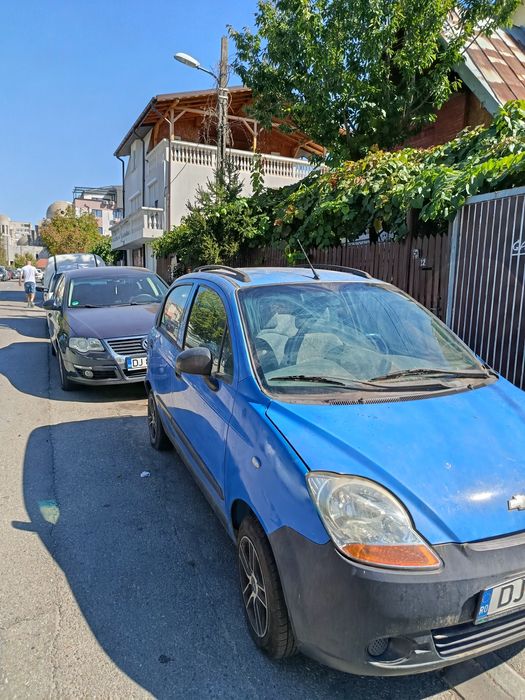Vând Chevrolet spark