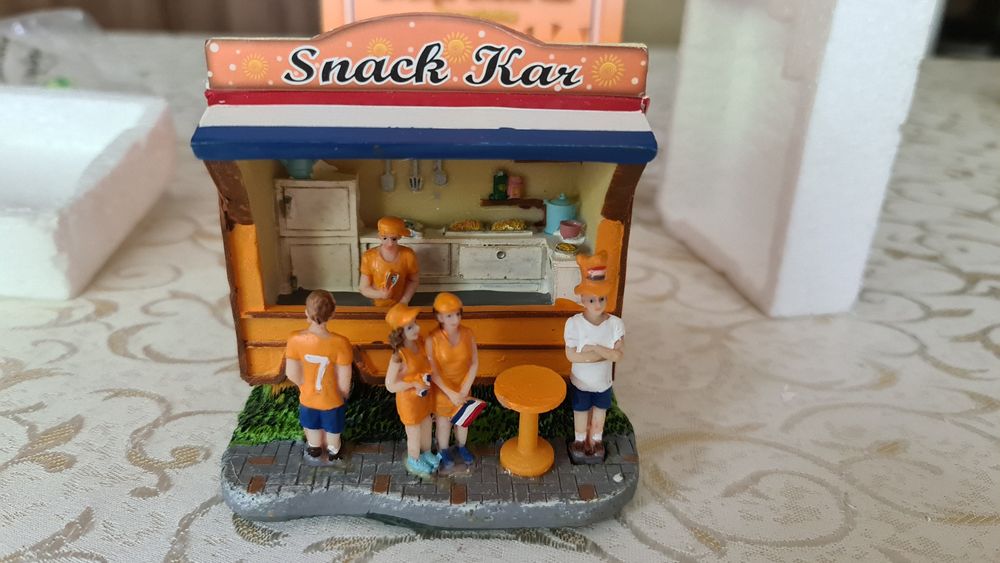 Диорама за влакчета - снек бар