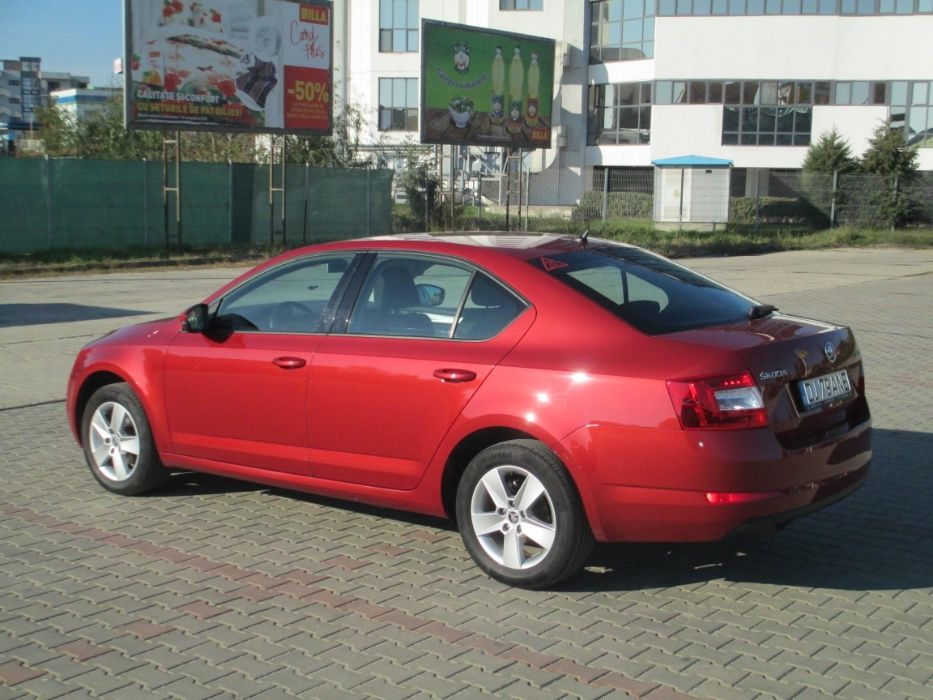 Vând Skoda Octavia 3, unicul proprietar, km reali foarte putini