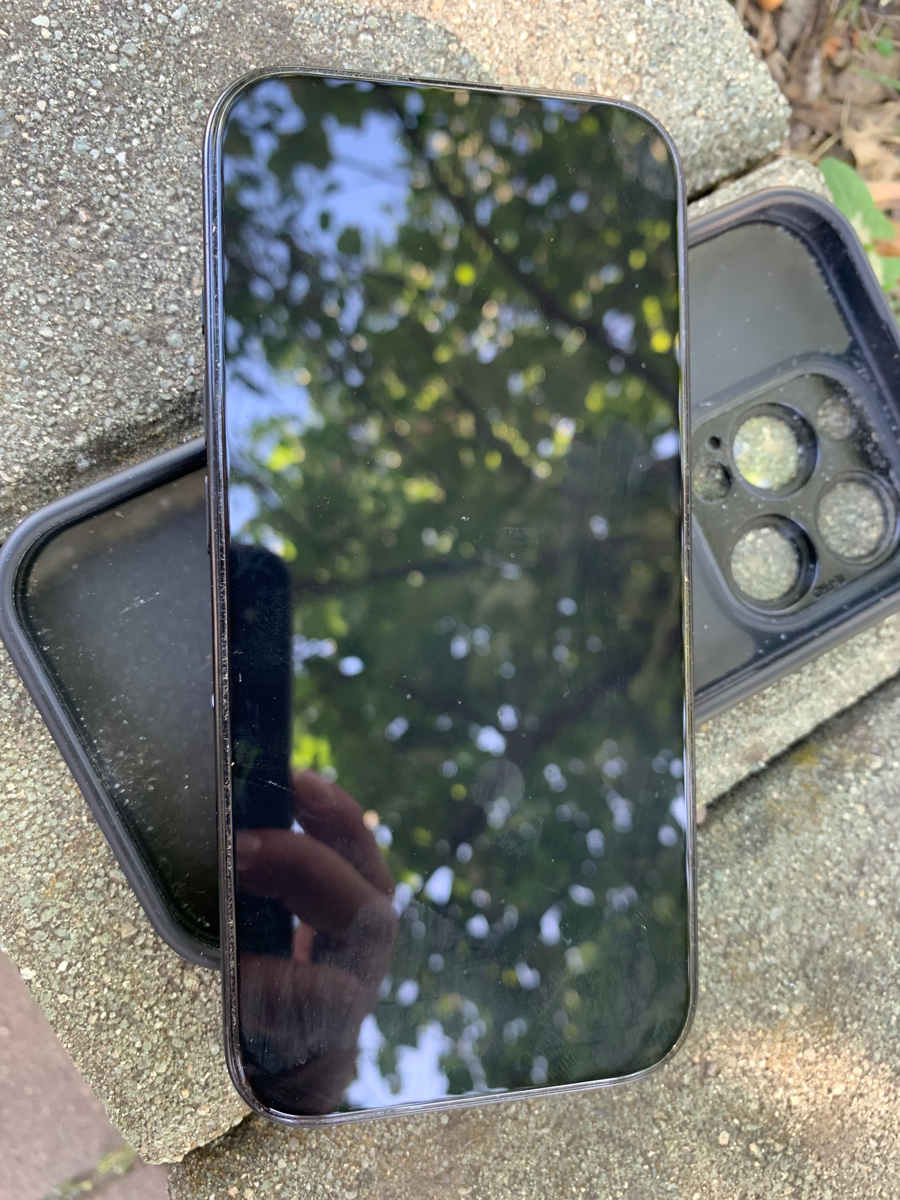 iPhone 16 pro 128 gb