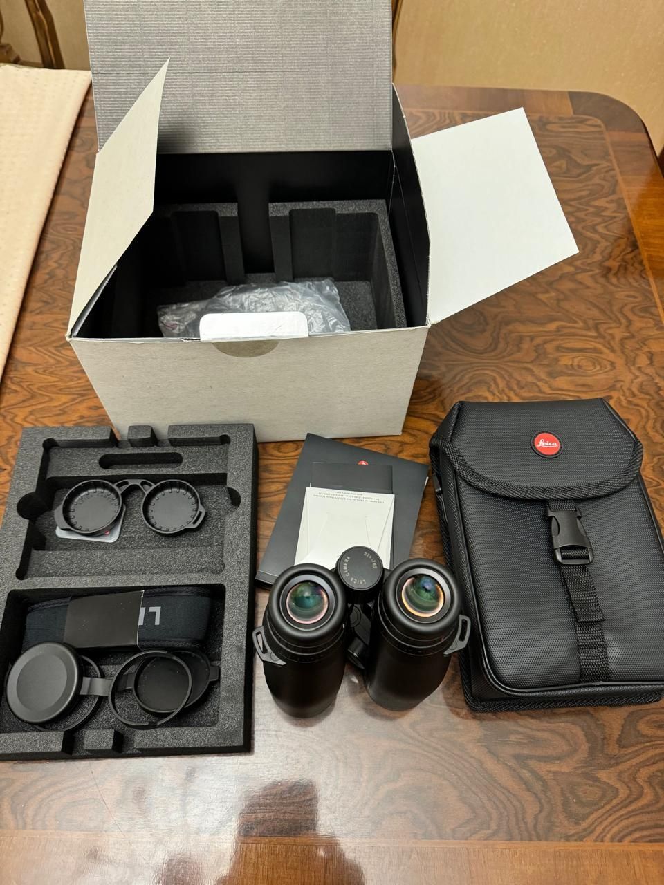 Продам бинокль Leica Geovid 8x42 HD-B 3000