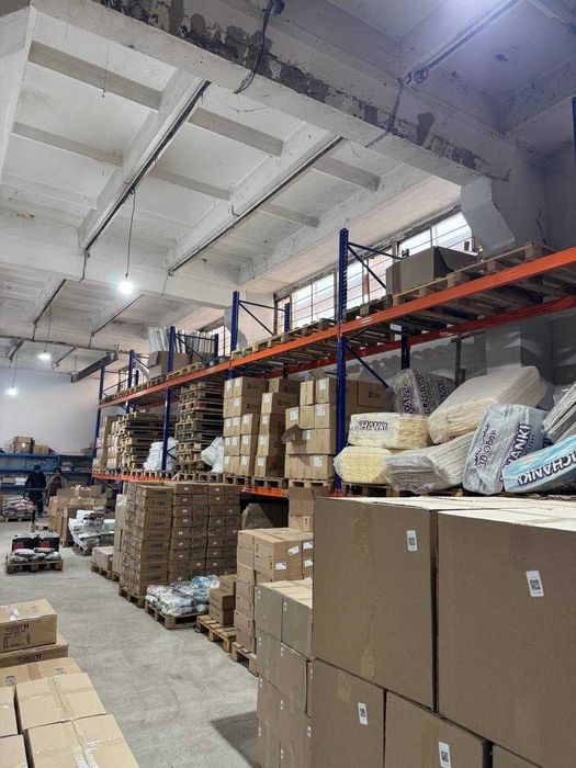 Металлические стеллажи Б/У полочные стеллажи складские