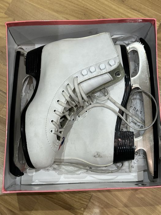 Коньки для фигурного катания для девочек б/у