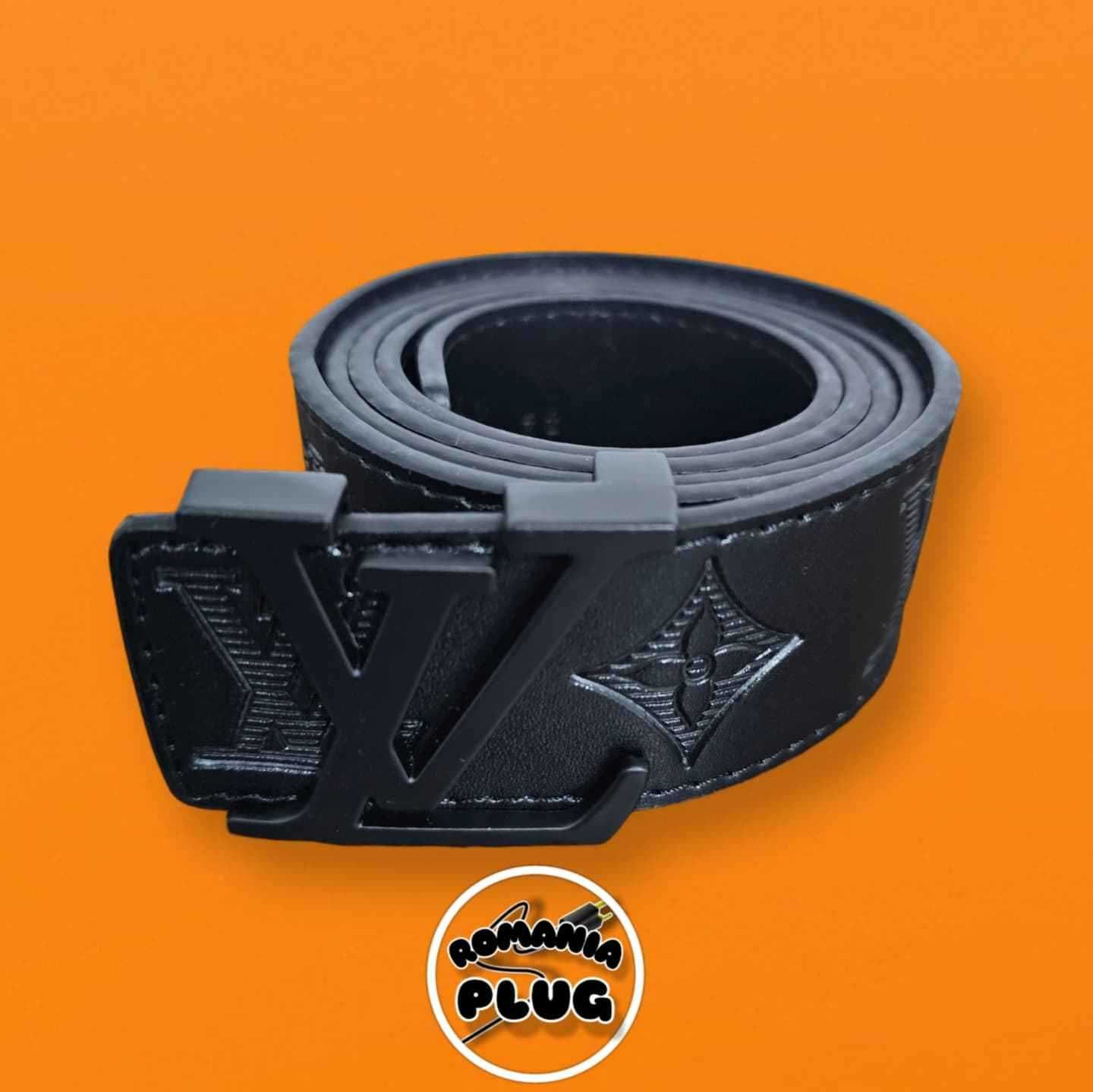 Curele LV si Amiri. Louis Vuitton si Amiri belts
