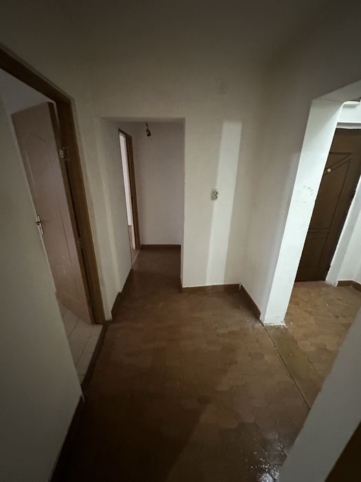 Apartamen 2 camere etajul 3 din 8 ultra central strada Stefan cel Mare