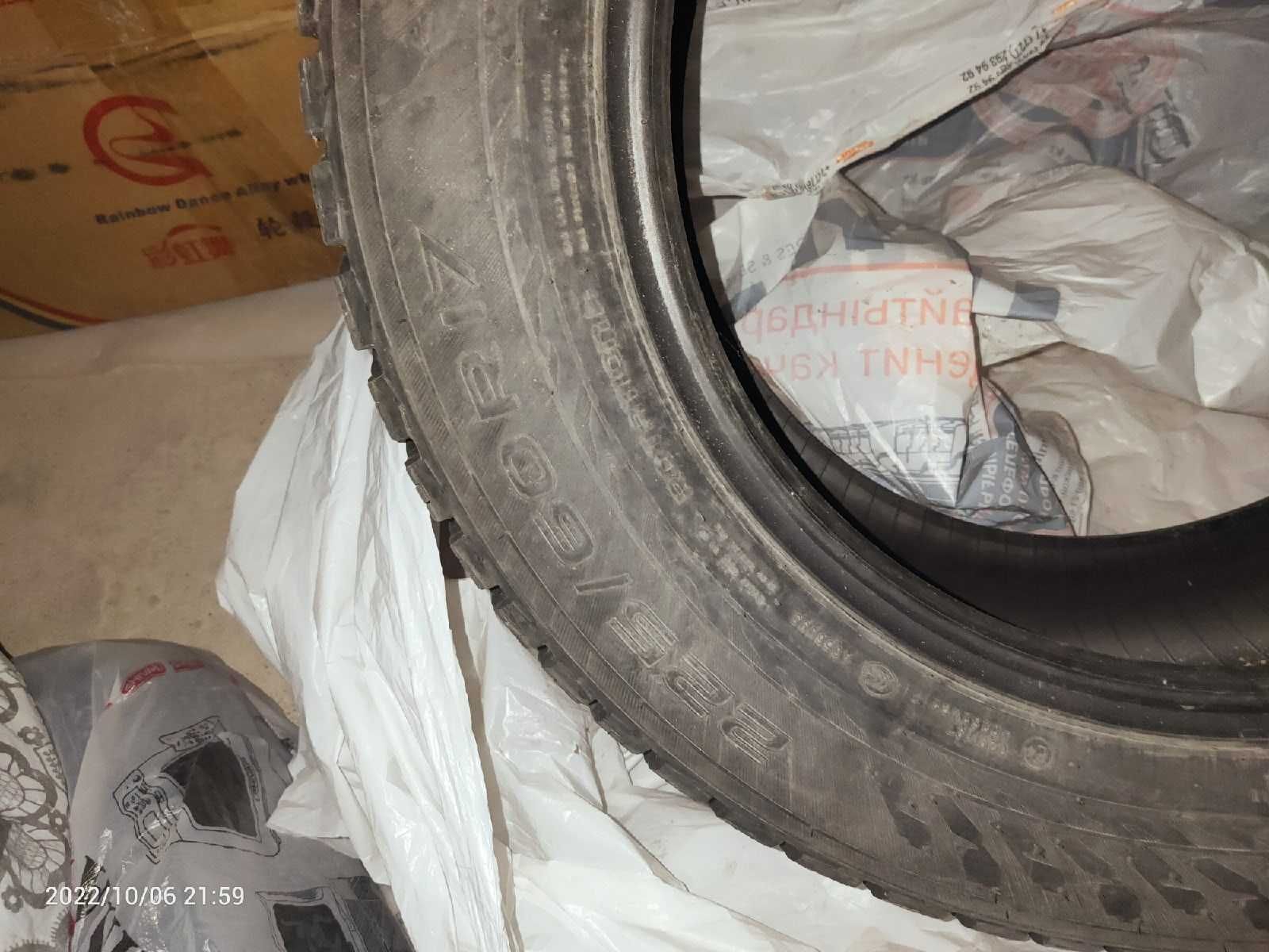 Зимние шипованные шины Nokian Hakkapeliitta 9 SUV 225/60 R17 103T