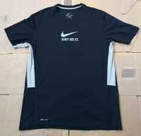 Tricou      Nike