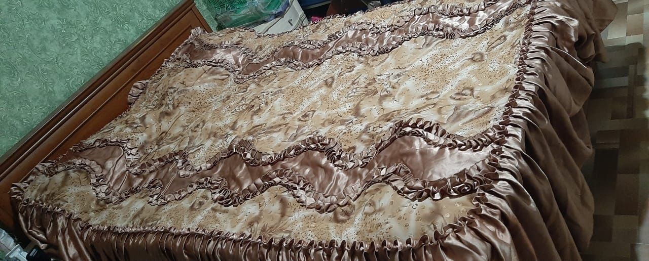 Продам двухспальную кровать