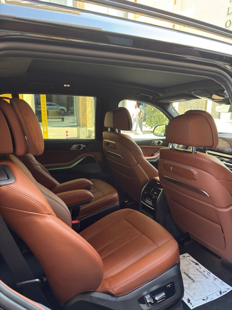 BMW X7 xDrive 40i 2025 год в Наличии