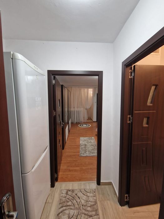 Garsonieră de închiriat  Brâncoveanu-Izvorul Rece