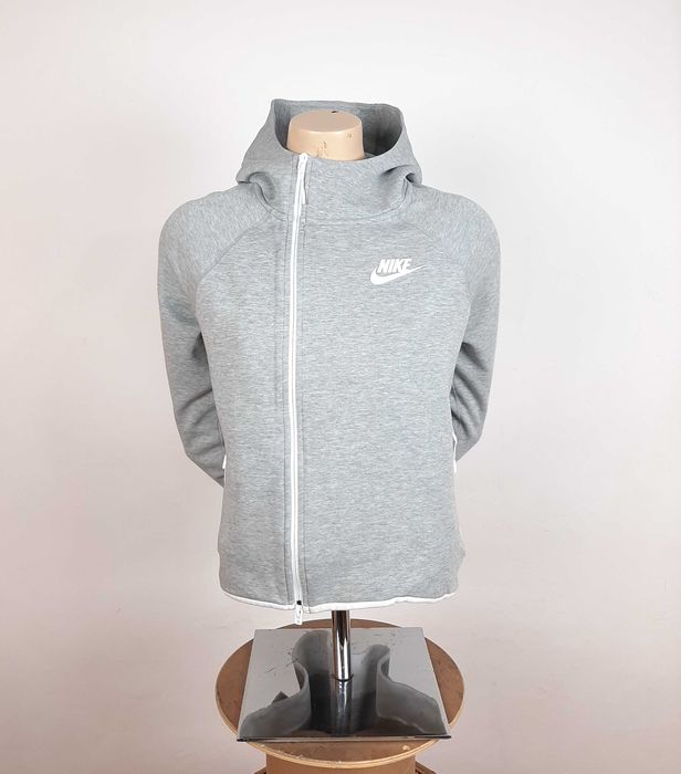 Nike Tech Fleece Cape - Оригинално дамско горнище размер M