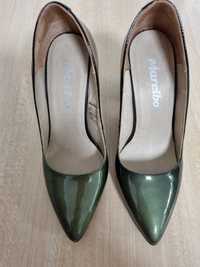 Pantofi stiletto marimea 35(22.5 cm),în stare foarte bună