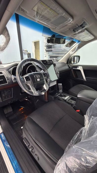 Toyota Land Cruiser 150