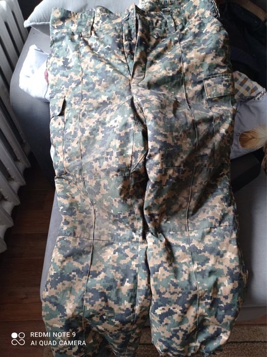 Бу зимняя размер 50, рост 170-175. Цена 10 000 торг.