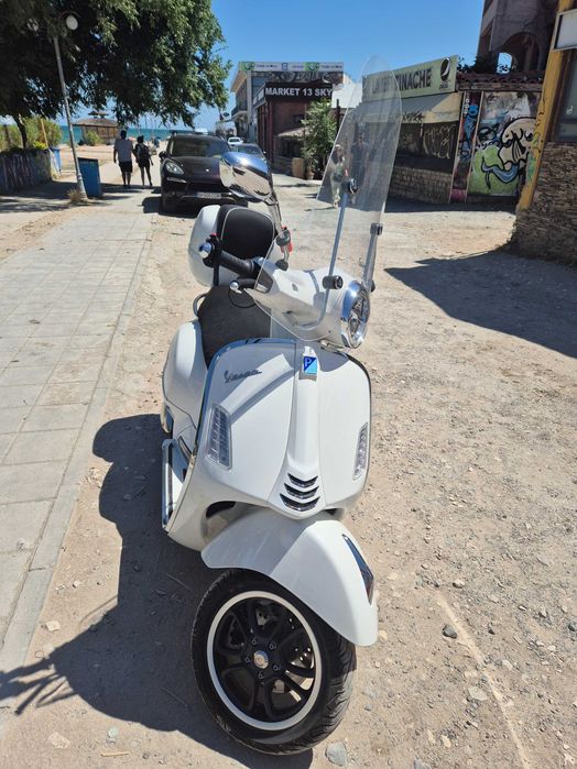 Vespa GTS 300 Super, inca in garantie