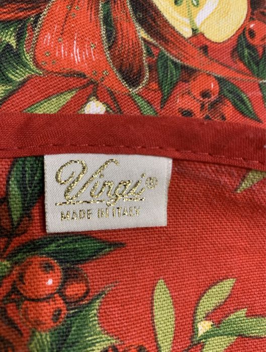 Ocazie.Fata masa rosie 140x220, VINGI Italia 100% bumbac, de sarbatori