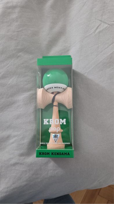 Kendama Krom pop pret bucata