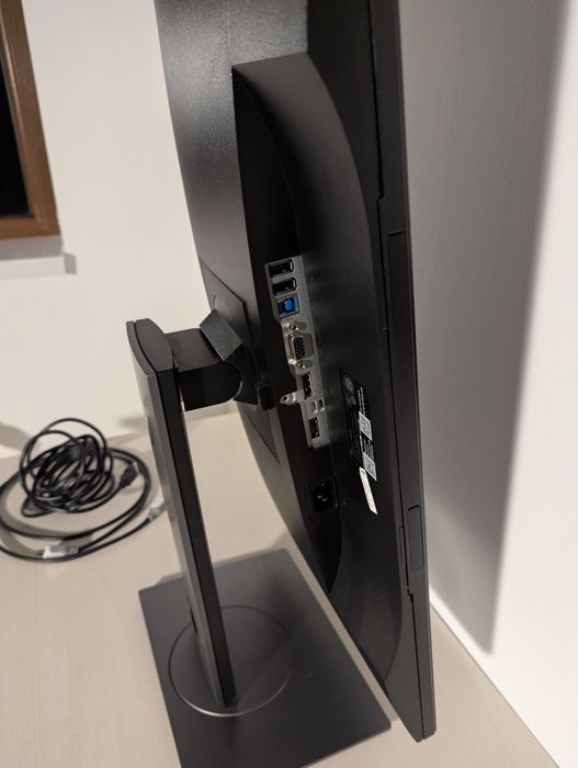 Monitor Dell P2417H 23,8 inch Full HD LCD 1920 x 1080 Negru + 2 x HDMI