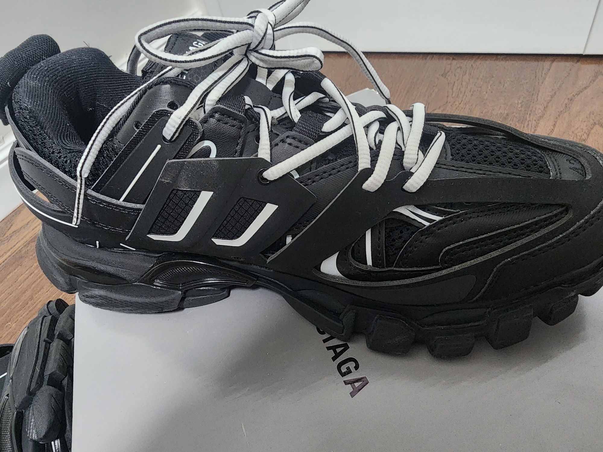 Balanciaga Track BLACK 43