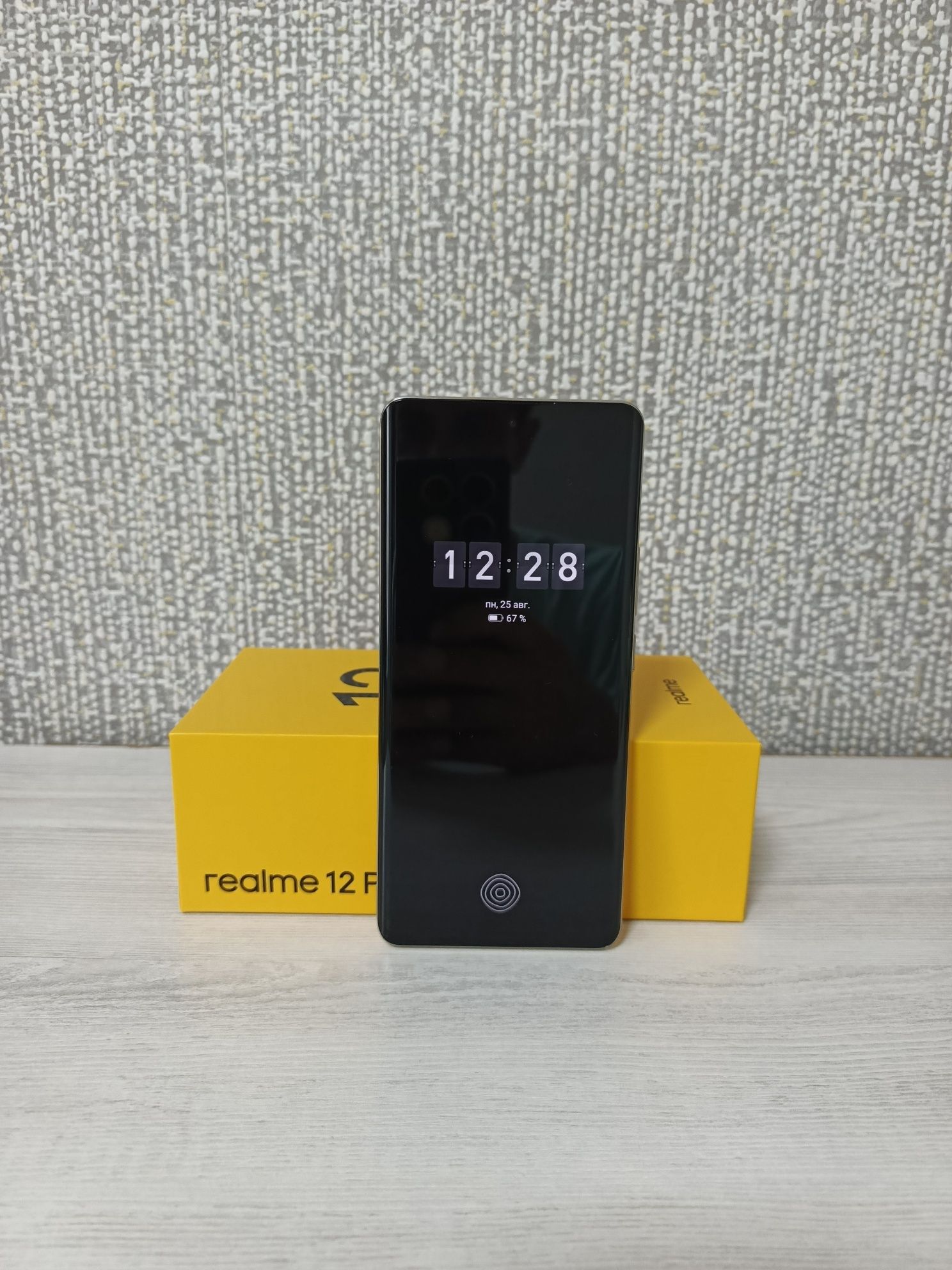Realme 12 pro plus 5g 8/256 как новый