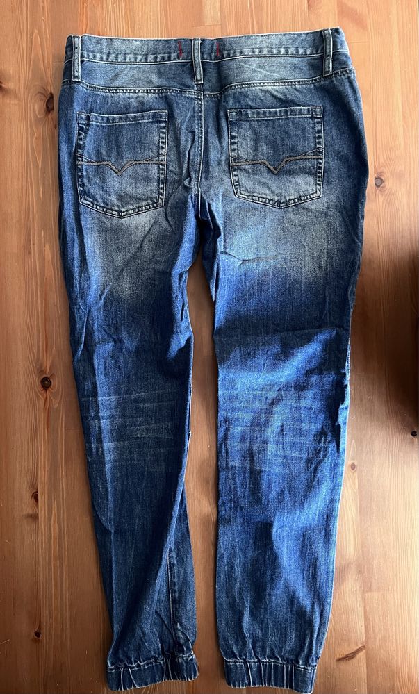 Мъжки дънки Guess