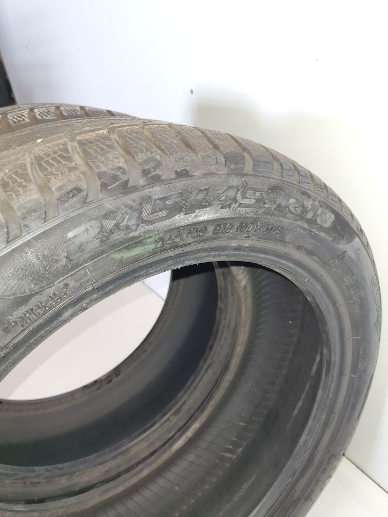 2 cauciucuri M+S 245/45 R18 PIRELLI  dot 40 15
