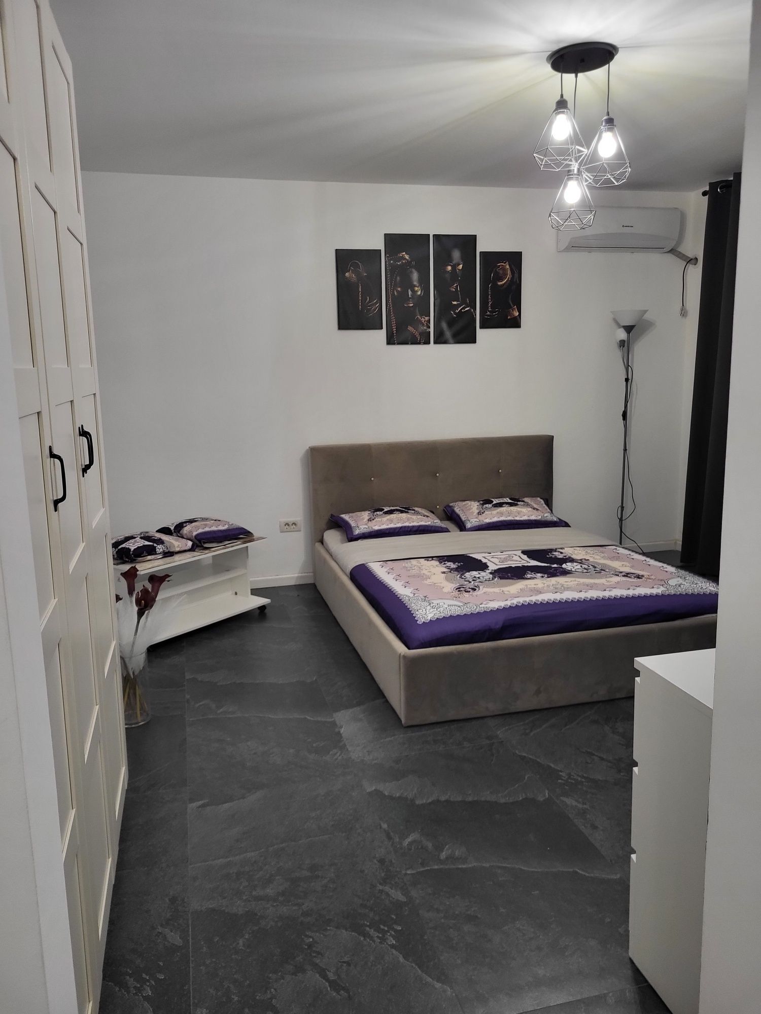 Garsoniera regim hotelier