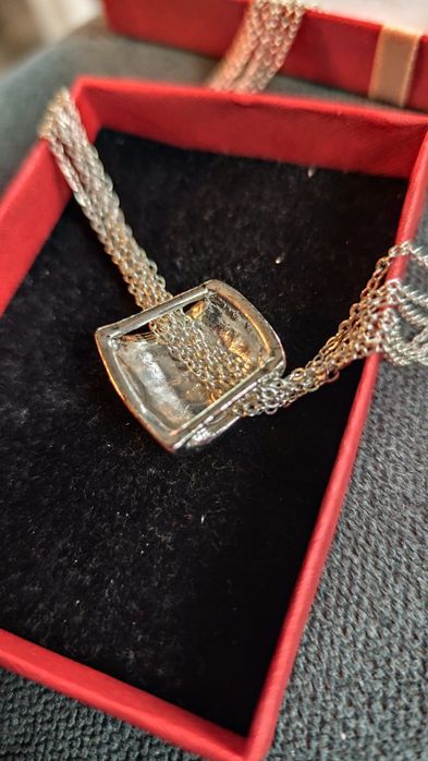 Стилно дамско колие