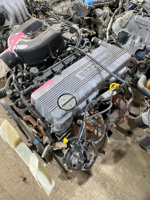 Двигатель KA24 Nissan Terrano 2.4