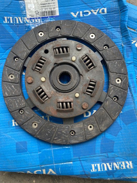 Kit ambreiaj Dacia 1300 1310 1410 papuc sport 1.3 1.4 1.6 FI 180