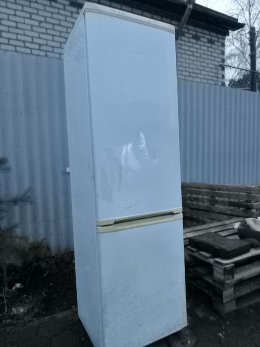 Холодильник еорд