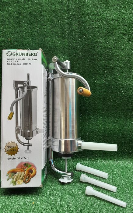 Aparat profesional pentru umplut carnati GRUNBERG INOX NOI - 150 Lei