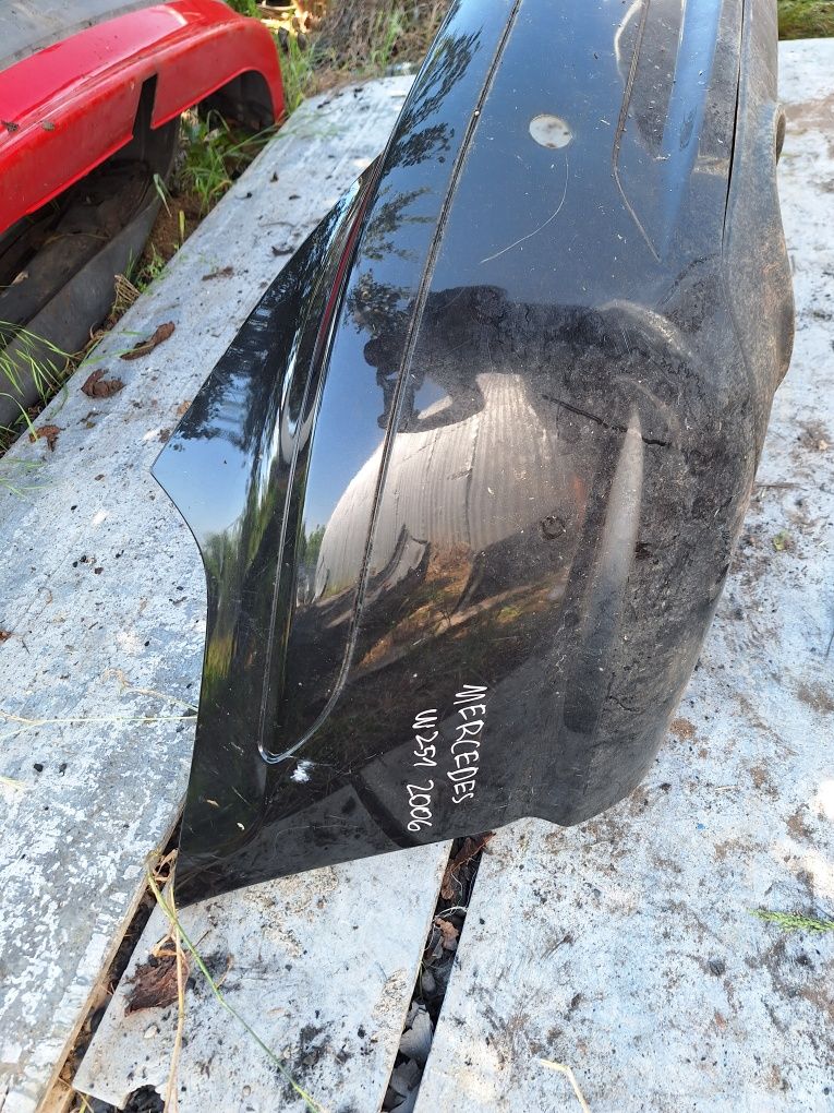 Задна броня за Mercedes  w251 2006г.