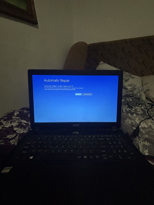 Vand laptop necesita windows