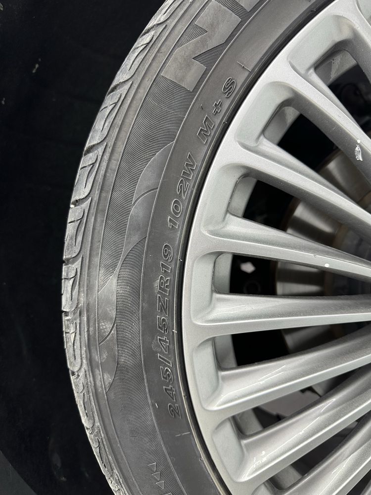 Maybach GLS 600 245/45/19