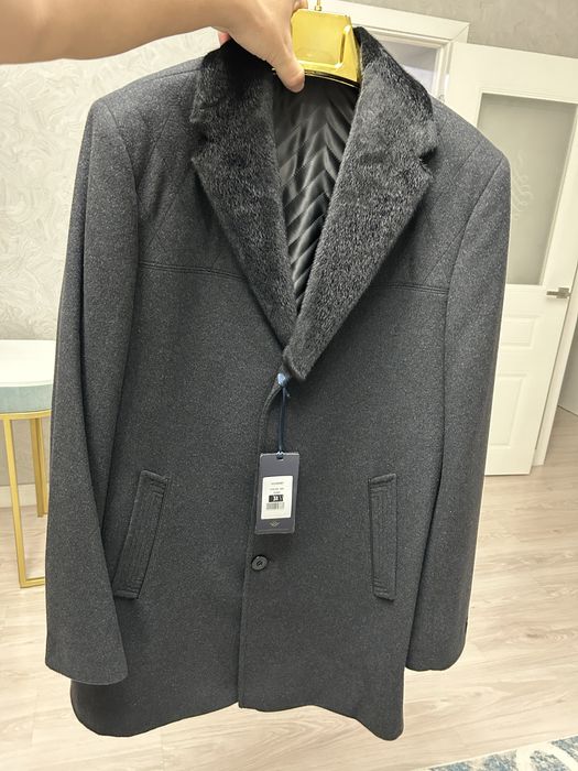 Мужское пальто новое