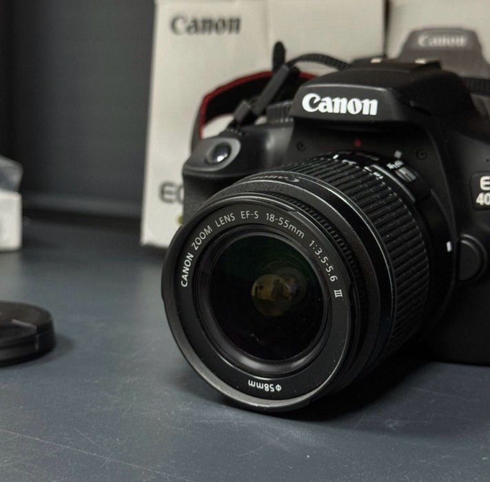 Aparat Foto DSLR • NOU • Canon EOS 4000D cu Obiectiv inclus