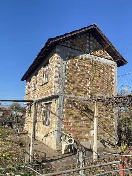 Къща в с. Сухозем!