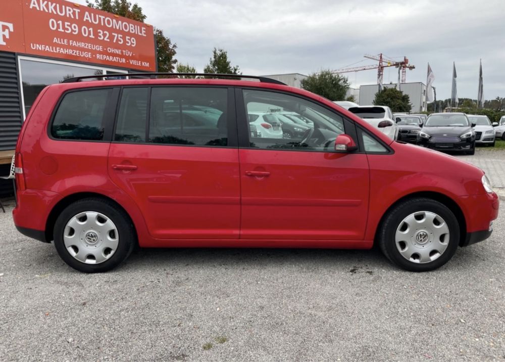 VW Touran 1.6FSI 116кс на части